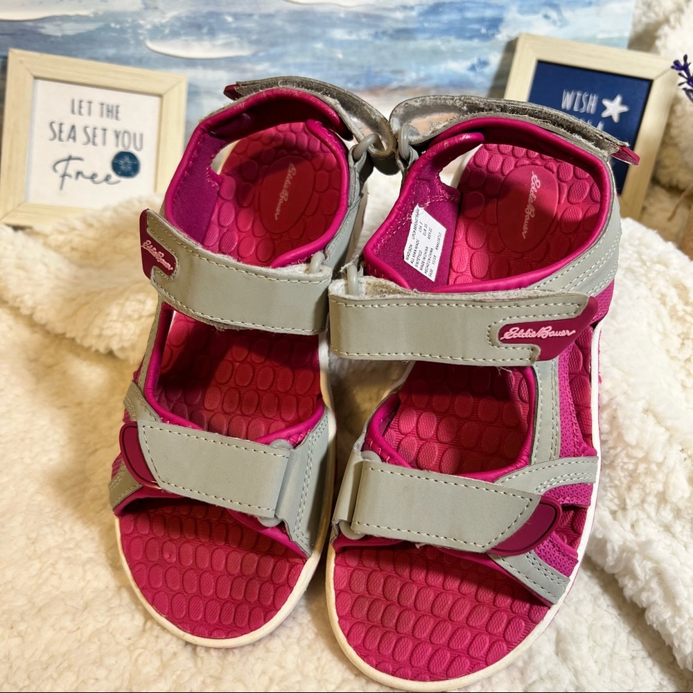 Eddie Bauer girls gray and pink sandals size 3